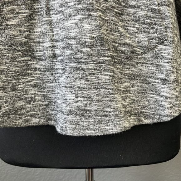 One Clothing Womens Size Large Sweater Poncho - Picture 3 of 6